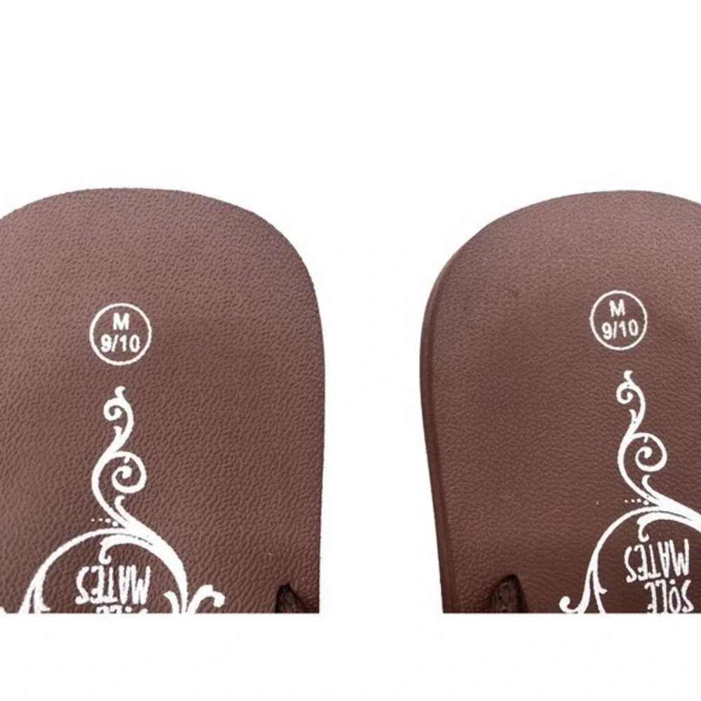 NEW Sole Mates Men’s Flip Flops Sandals NEW Brown Size‎ 9/10